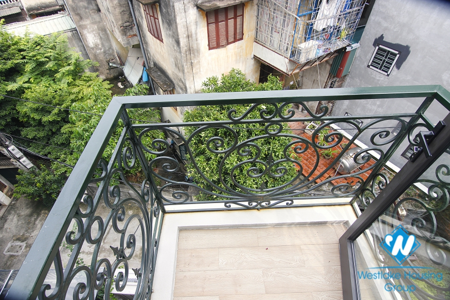 studio apartment on Van Bao Str